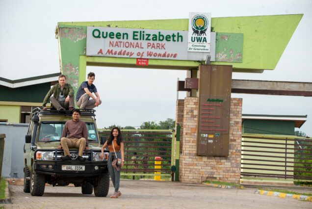 9 Days Murchison Falls, Queen Elizabeth, Lake Mburo & Entebbe Uganda Safari
