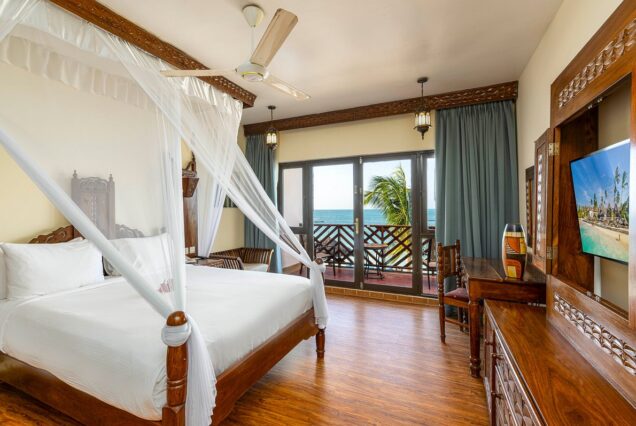 7 Days Maasai Mara Safari and Zanzibar Beach Holiday